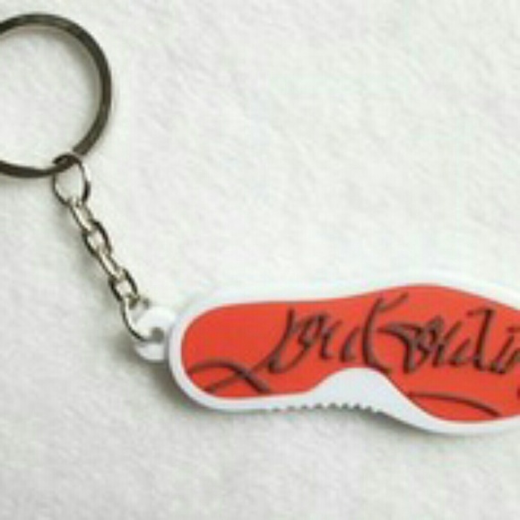 VIP CL Key Chain - Picture 2 of 3